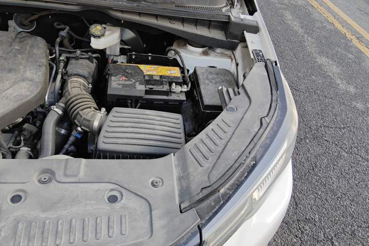 Used CHANGAN CS55PLUS 2021 Blue Whale Edition 1.5T DCT Luxury Model Engine Bay Left