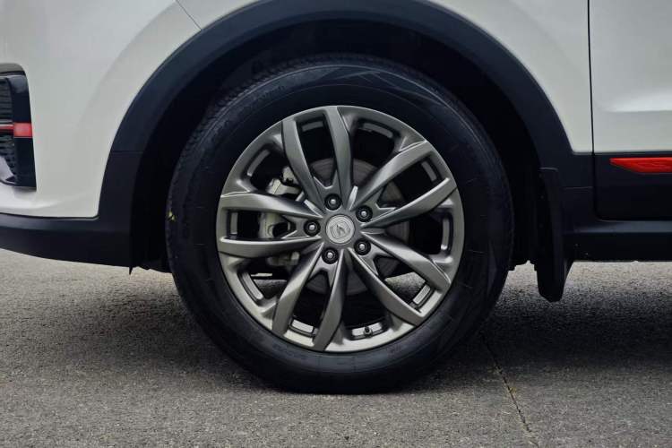Used CHANGAN CS55PLUS 2021 Blue Whale Edition 1.5T DCT Prestige Model Exterior 3