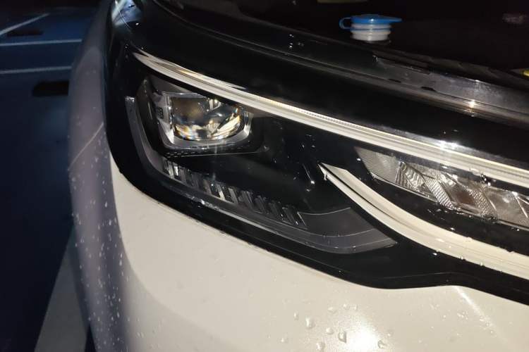 Used CHANGAN CS55PLUS 2021 Blue Whale Edition 1.5T DCT Prestige Model Exterior 6