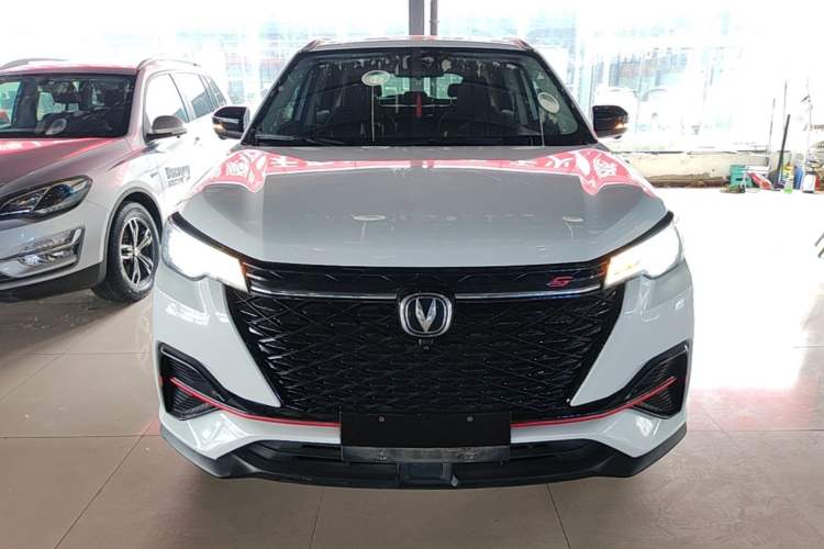 Used CHANGAN CS55PLUS 2021 Blue Whale Edition 1.5T DCT Prestige Model Front