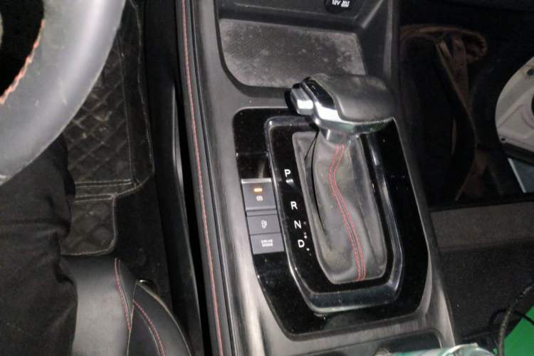 Used CHANGAN CS55PLUS 2021 Blue Whale Edition 1.5T DCT Luxury Model Gear Lever