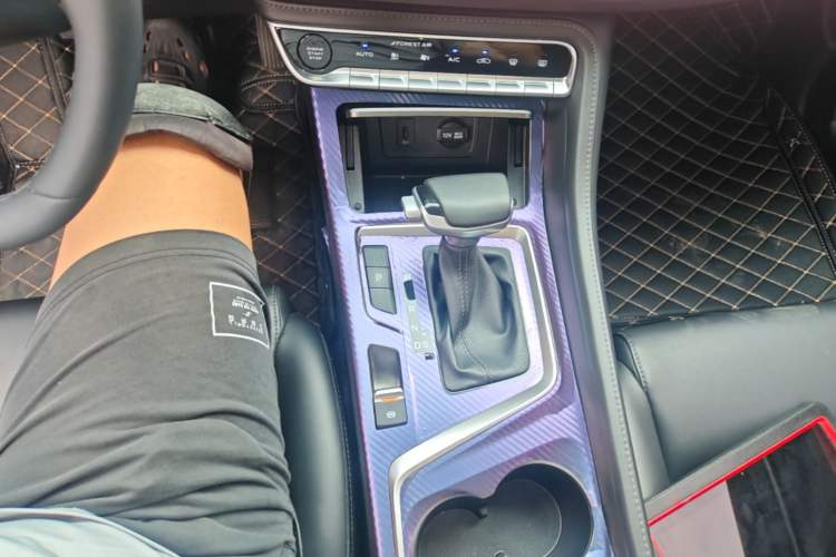 Used CHANGAN CS55PLUS 2021 Blue Whale Edition 1.5T DCT Luxury Model Gear Lever