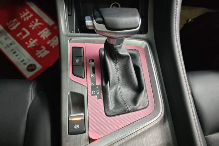 Used CHANGAN CS55PLUS 2021 Blue Whale Edition 1.5T DCT Luxury Model Gear Lever