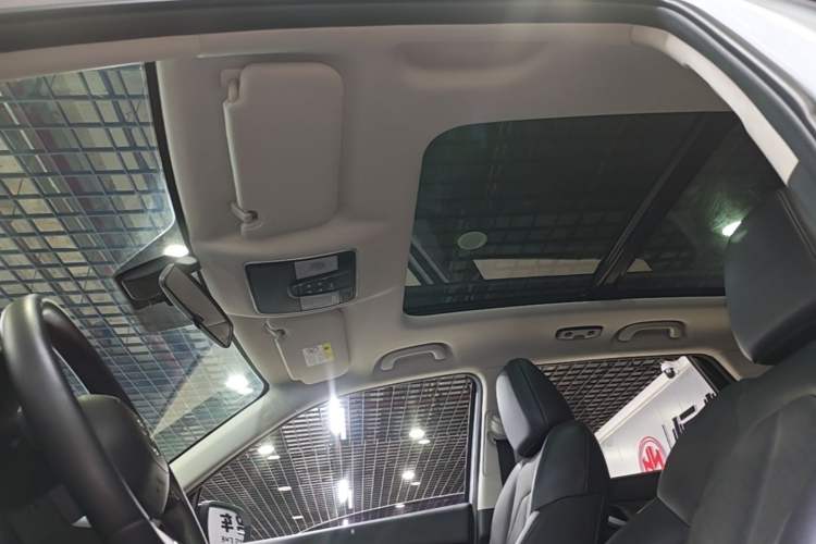Used CHANGAN CS55PLUS 2021 Blue Whale Edition 1.5T DCT Prestige Model Headliner
