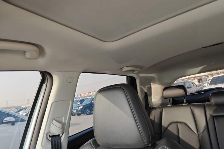 Used CHANGAN CS55PLUS 2021 Blue Whale Edition 1.5T Manual Luxury Model Headliner