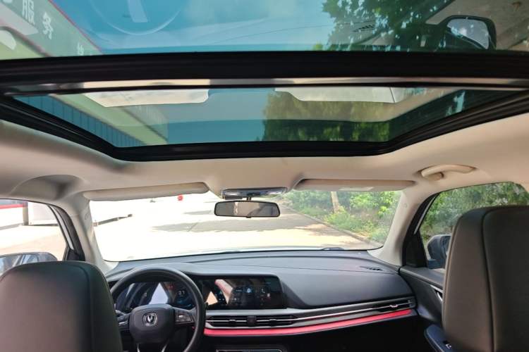 Used CHANGAN CS55PLUS 2021 Blue Whale Edition 1.5T DCT Prestige Model Headliner