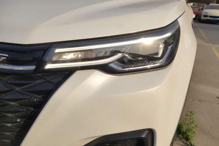 Used CHANGAN CS55PLUS 2021 Blue Whale Edition 1.5T DCT Prestige Model Left Front Headlight