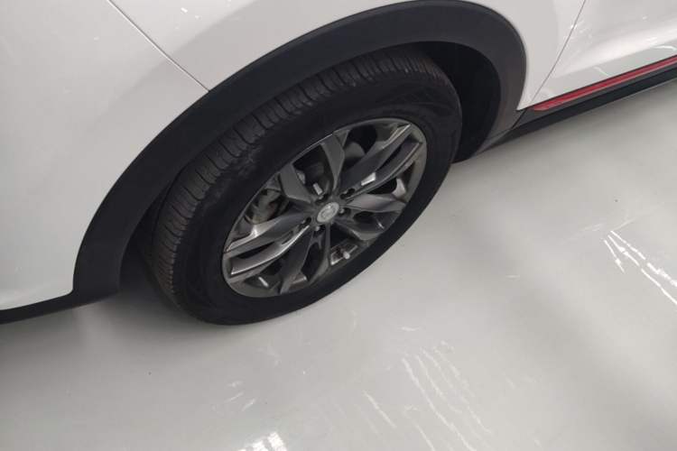 Used CHANGAN CS55PLUS 2021 Blue Whale Edition 1.5T DCT Prestige Model Left Front Wheel Hub