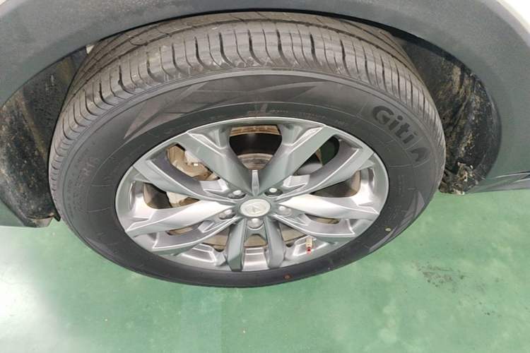 Used CHANGAN CS55PLUS 2021 Blue Whale Edition 1.5T DCT Luxury Model Left Front Wheel Hub