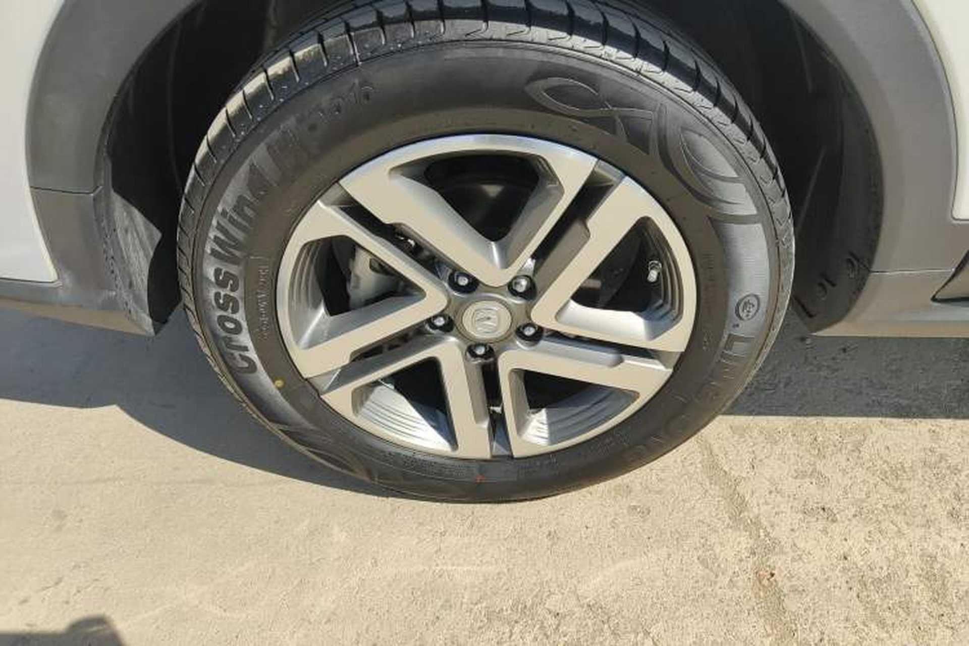 Used CHANGAN CS55PLUS 2021 Blue Whale Edition 1.5T Manual Luxury Model Left Front Wheel Hub