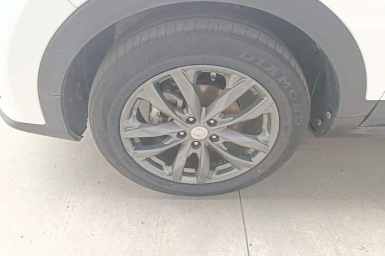 Used CHANGAN CS55PLUS 2021 Blue Whale Edition 1.5T DCT Prestige Model Left Front Wheel Hub