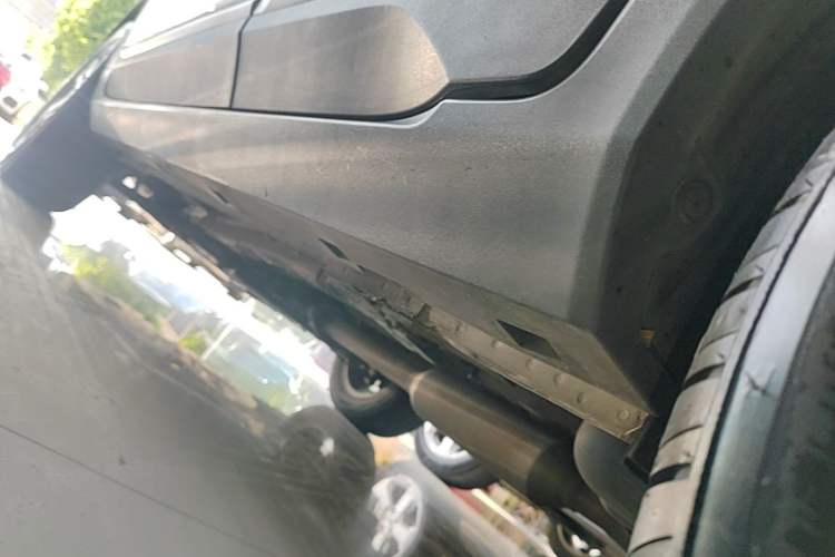 Used CHANGAN CS55PLUS 2021 Blue Whale Edition 1.5T Manual Luxury Model Left Side Sill