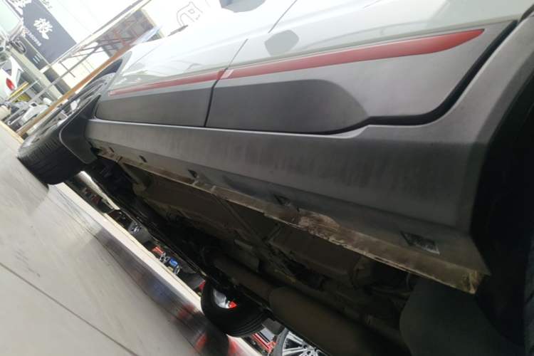 Used CHANGAN CS55PLUS 2021 Blue Whale Edition 1.5T DCT Prestige Model Left Side Sill
