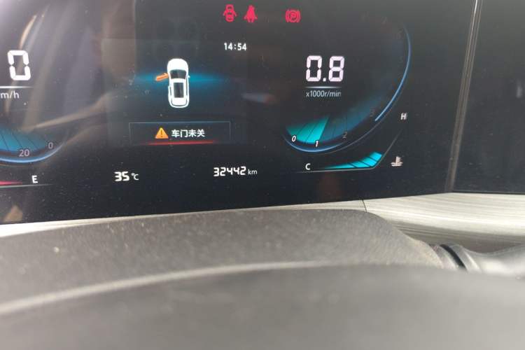 Used CHANGAN CS55PLUS 2021 Blue Whale Edition 1.5T Manual Luxury Model Odometer Close Up