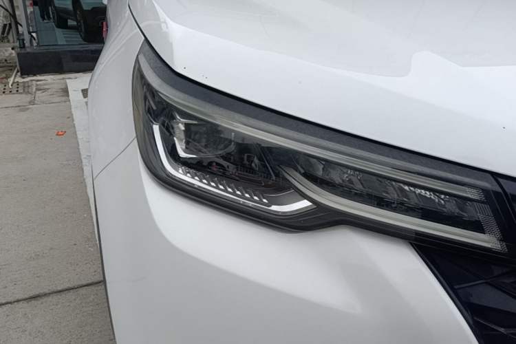 Used CHANGAN CS55PLUS 2021 Blue Whale Edition 1.5T DCT Luxury Model Right Front Headlight
