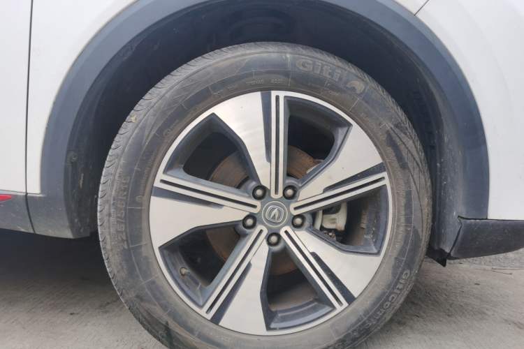 Used CHANGAN CS55PLUS 2021 Blue Whale Edition 1.5T DCT Prestige Model Right Front Wheel Hub