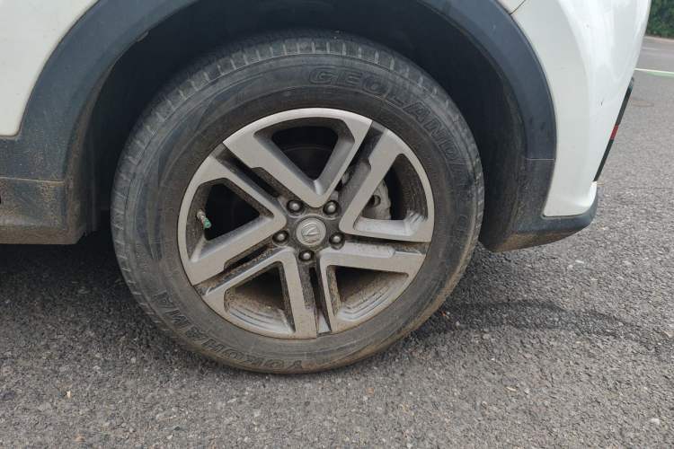 Used CHANGAN CS55PLUS 2021 Blue Whale Edition 1.5T Manual Luxury Model Right Front Wheel Hub