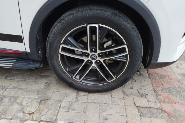 Used CHANGAN CS55PLUS 2021 Blue Whale Edition 1.5T DCT Prestige Model Right Front Wheel Hub