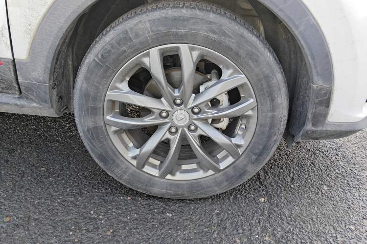 Used CHANGAN CS55PLUS 2021 Blue Whale Edition 1.5T DCT Luxury Model Right Front Wheel Hub