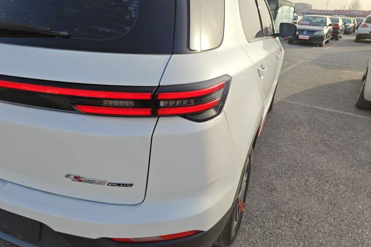 Used CHANGAN CS55PLUS 2021 Blue Whale Edition 1.5T Manual Luxury Model Right Rear Taillight