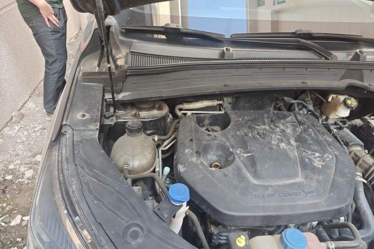 Used CHANGAN CS55PLUS 2022 2nd Generation 1.5T DCT Navigation Edition Engine Bay Right