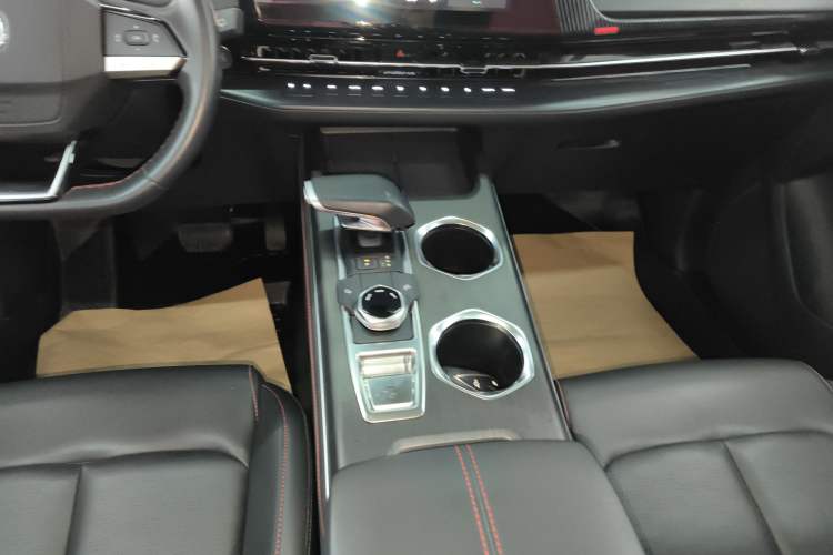 Used CHANGAN CS55PLUS 2022 2nd Generation 1.5T DCT Prestige Version Gear Lever