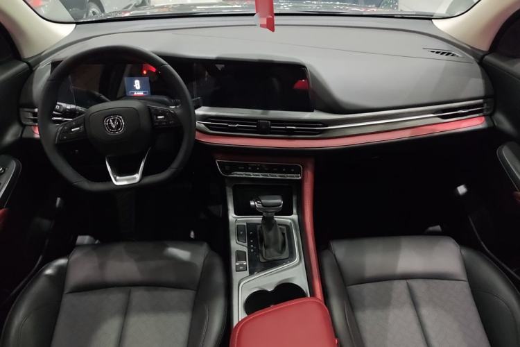 Used CHANGAN CS55PLUS 2022 Blue Whale Edition 1.5T DCT Luxury Model Interior 3