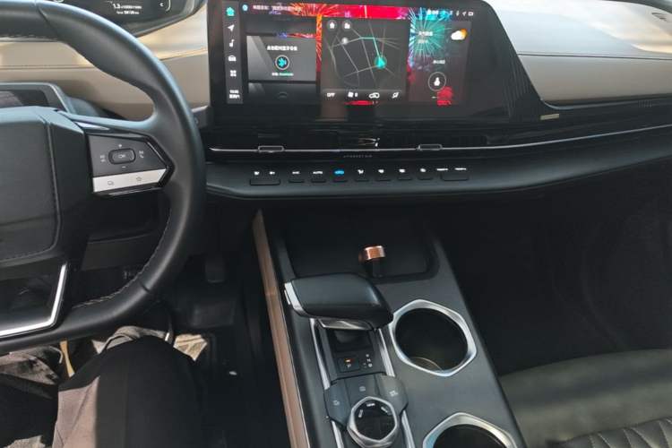 Used CHANGAN CS55PLUS 2022 2nd Generation 1.5T DCT Navigation Edition Audio And AC Panel