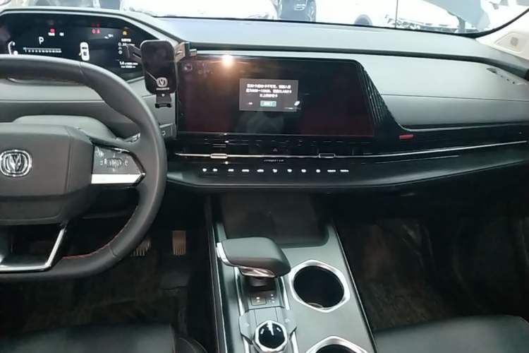 Used CHANGAN CS55PLUS 2022 2nd Generation 1.5T DCT Prestige Version Audio And AC Panel