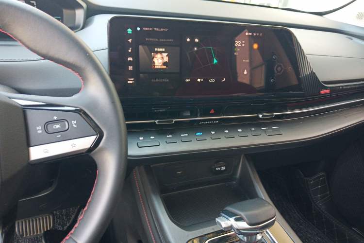 Used CHANGAN CS55PLUS 2022 2nd Generation 1.5T DCT Luxury Version Audio And AC Panel