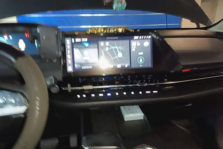 Used CHANGAN CS55PLUS 2022 2nd Generation 1.5T DCT Navigation Edition Audio And AC Panel