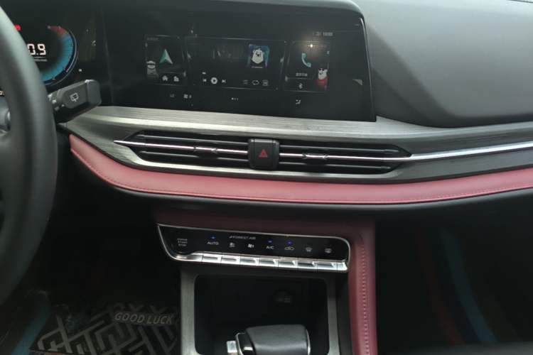 Used CHANGAN CS55PLUS 2022 Blue Whale Edition 1.5T DCT Luxury Model Audio And AC Panel
