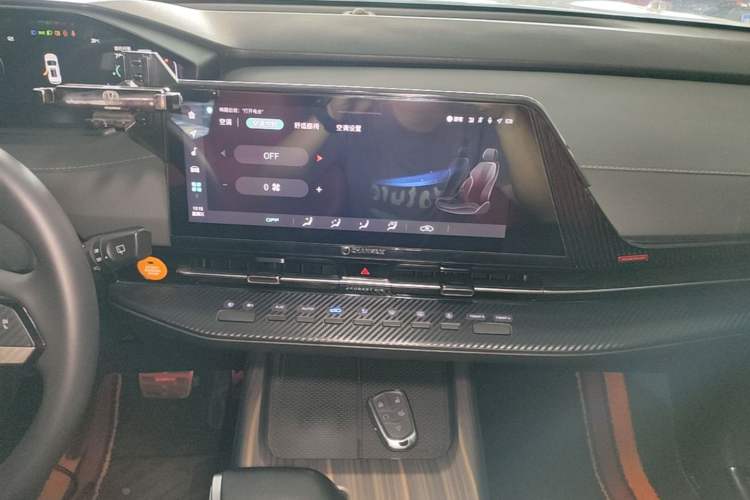 Used CHANGAN CS55PLUS 2022 2nd Generation 1.5T DCT Prestige Version Audio And AC Panel