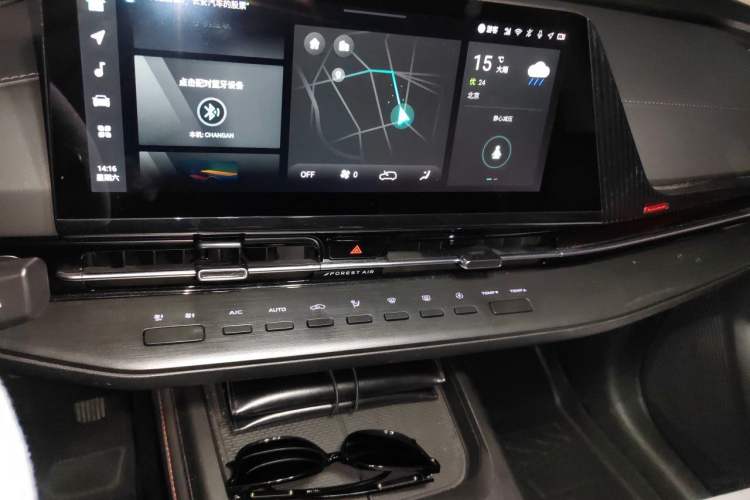 Used CHANGAN CS55PLUS 2022 2nd Generation 1.5T DCT Prestige Version Audio And AC Panel