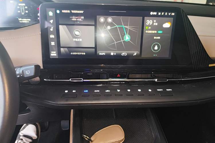 Used CHANGAN CS55PLUS 2022 2nd Generation 1.5T DCT Prestige Version Audio And AC Panel