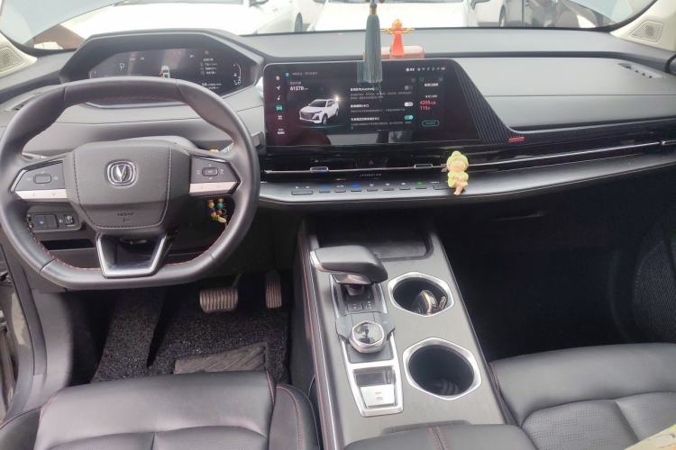 Used CHANGAN CS55PLUS 2022 2nd Generation 1.5T DCT Prestige Version Center Console