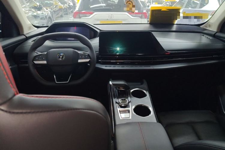 Used CHANGAN CS55PLUS 2022 2nd Generation 1.5T DCT Prestige Version Center Console