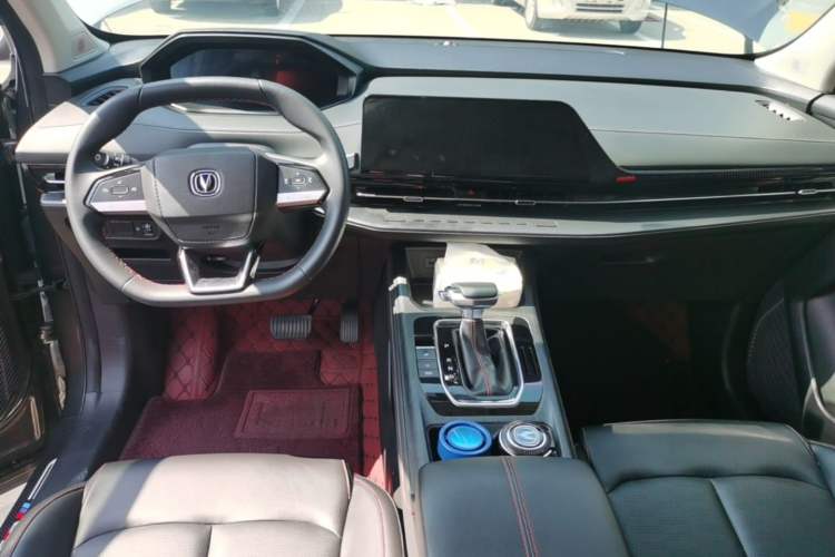 Used CHANGAN CS55PLUS 2022 2nd Generation 1.5T DCT Excellence Edition Center Console