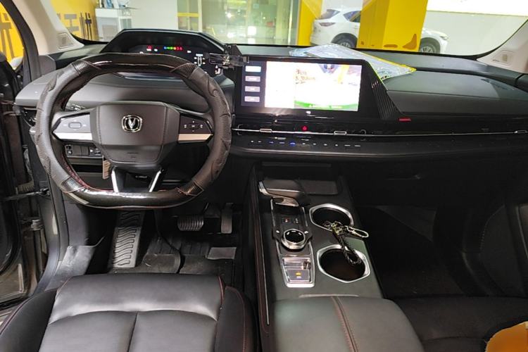 Used CHANGAN CS55PLUS 2022 2nd Generation 1.5T DCT Prestige Version Center Console