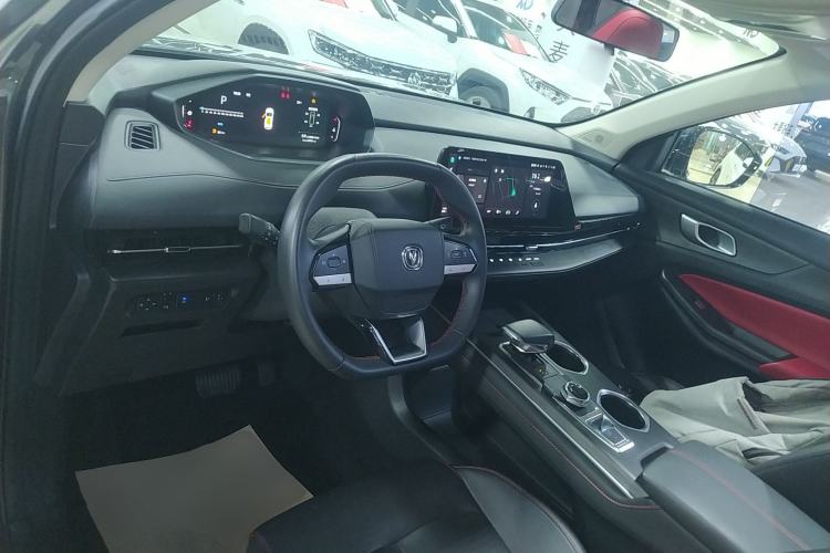 Used CHANGAN CS55PLUS 2022 2nd Generation 1.5T DCT Prestige Version Center Console