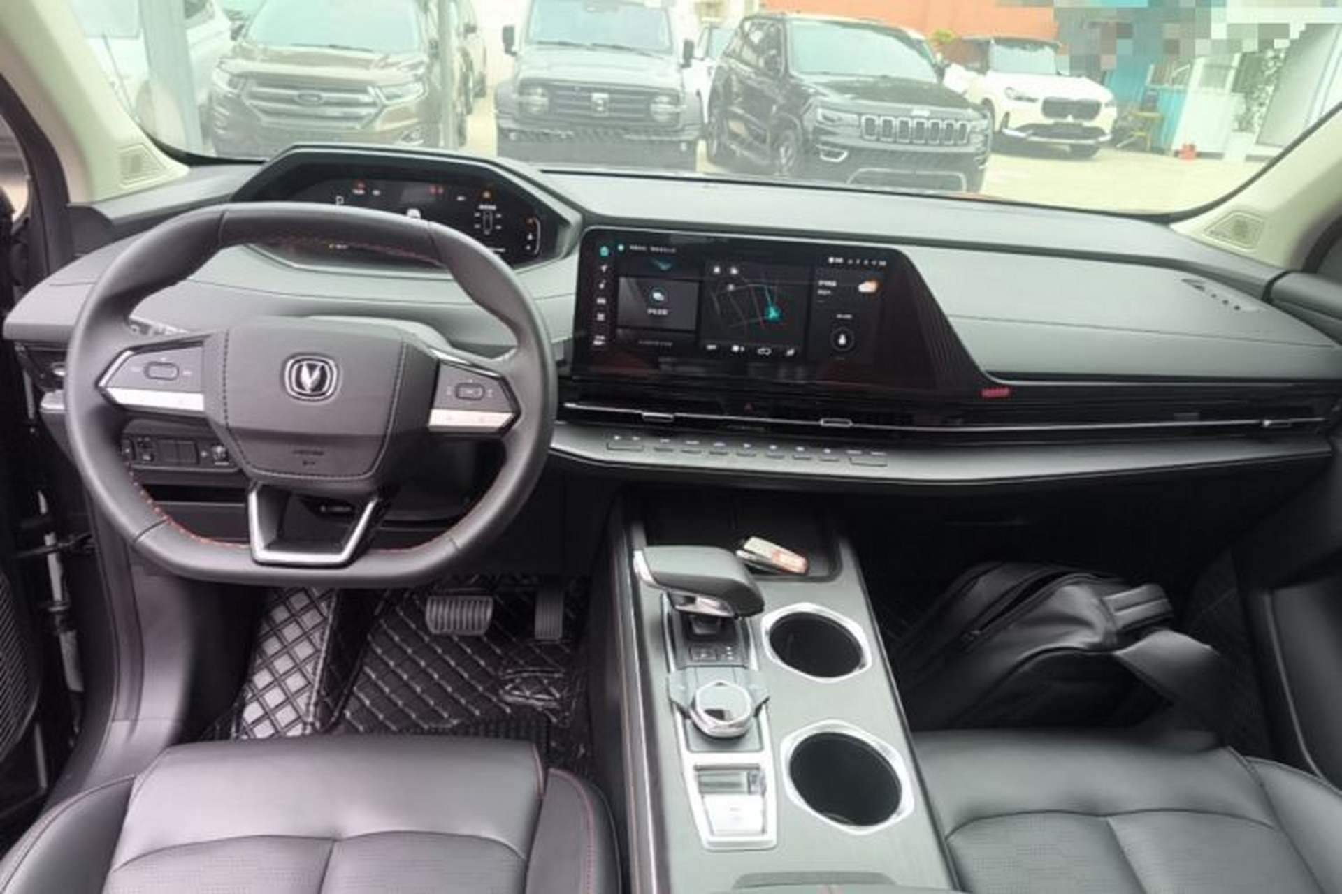 Used CHANGAN CS55PLUS 2022 2nd Generation 1.5T DCT Prestige Version Center Console