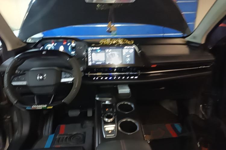 Used CHANGAN CS55PLUS 2022 2nd Generation 1.5T DCT Navigation Edition Center Console