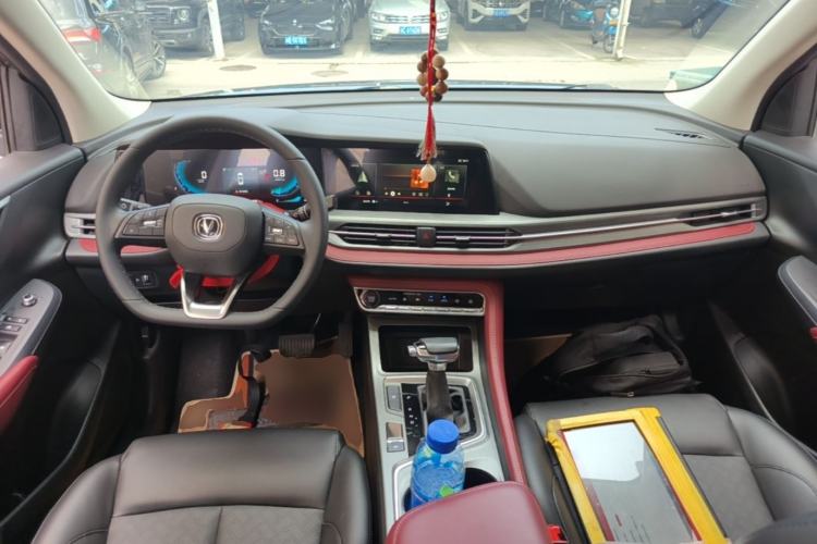 Used CHANGAN CS55PLUS 2022 Blue Whale Edition 1.5T DCT Luxury Model Center Console