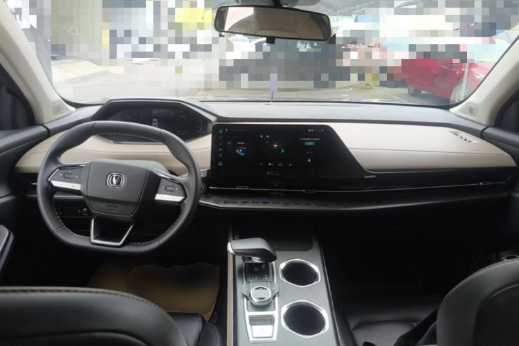 Used CHANGAN CS55PLUS 2022 2nd Generation 1.5T DCT Prestige Version Center Console