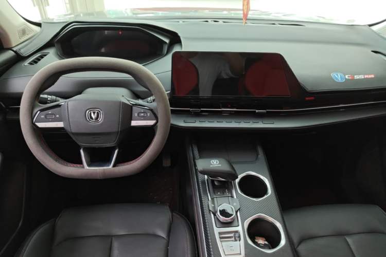 Used CHANGAN CS55PLUS 2022 2nd Generation 1.5T DCT Prestige Version Center Console