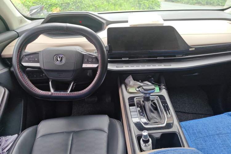 Used CHANGAN CS55PLUS 2022 2nd Generation 1.5T DCT Luxury Version Center Console
