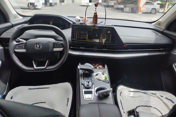 Used CHANGAN CS55PLUS 2022 2nd Generation 1.5T DCT Prestige Version Center Console