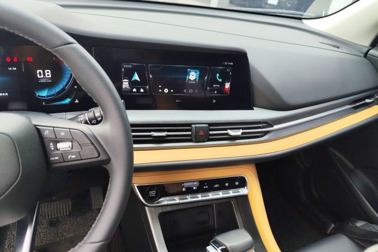 Used CHANGAN CS55PLUS 2022 Blue Whale Edition 1.5T DCT Luxury Model Center Console
