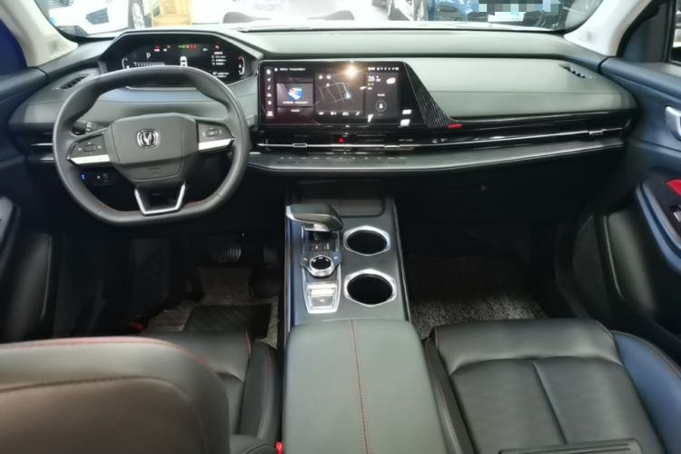 Used CHANGAN CS55PLUS 2022 2nd Generation 1.5T DCT Prestige Version Center Console