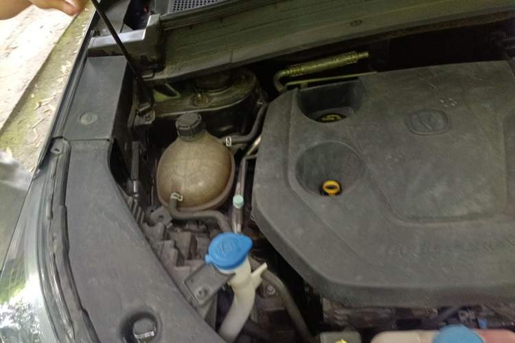 Used CHANGAN CS55PLUS 2022 2nd Generation 1.5T DCT Prestige Version Engine Bay Right